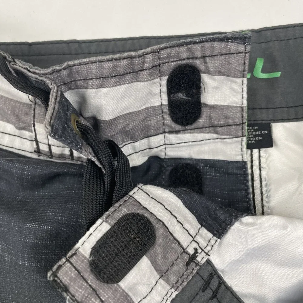 O'Neill Board Shorts Men's Size 32 Green Black Polyester Pocket Lightweight